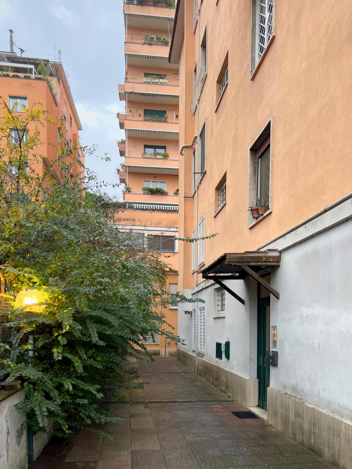 Spacious Apartment Near St Peter'S Church روما المظهر الخارجي الصورة
